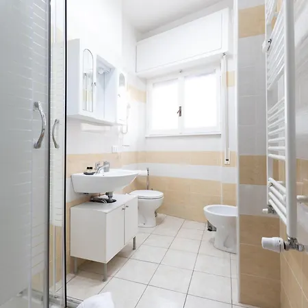 Guest house Alpino 76 *